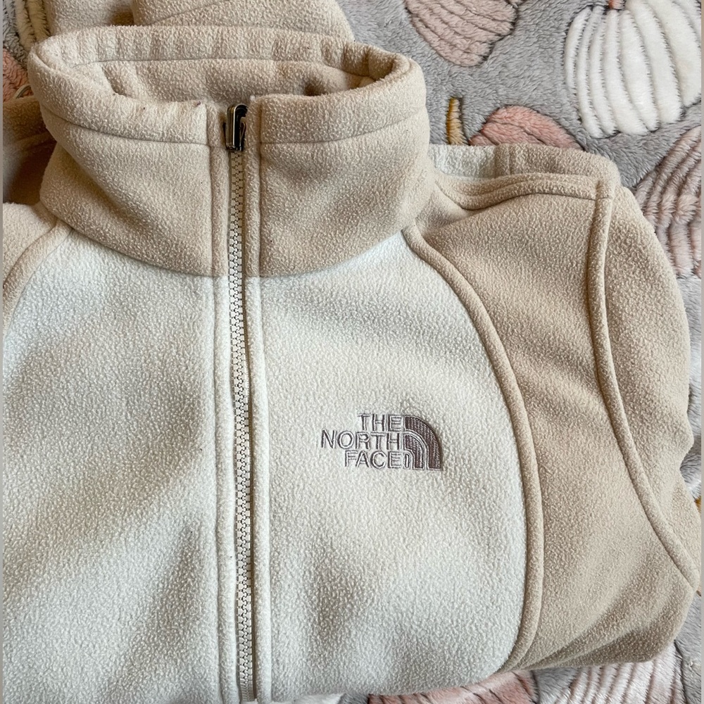 The North Face women’s sweater